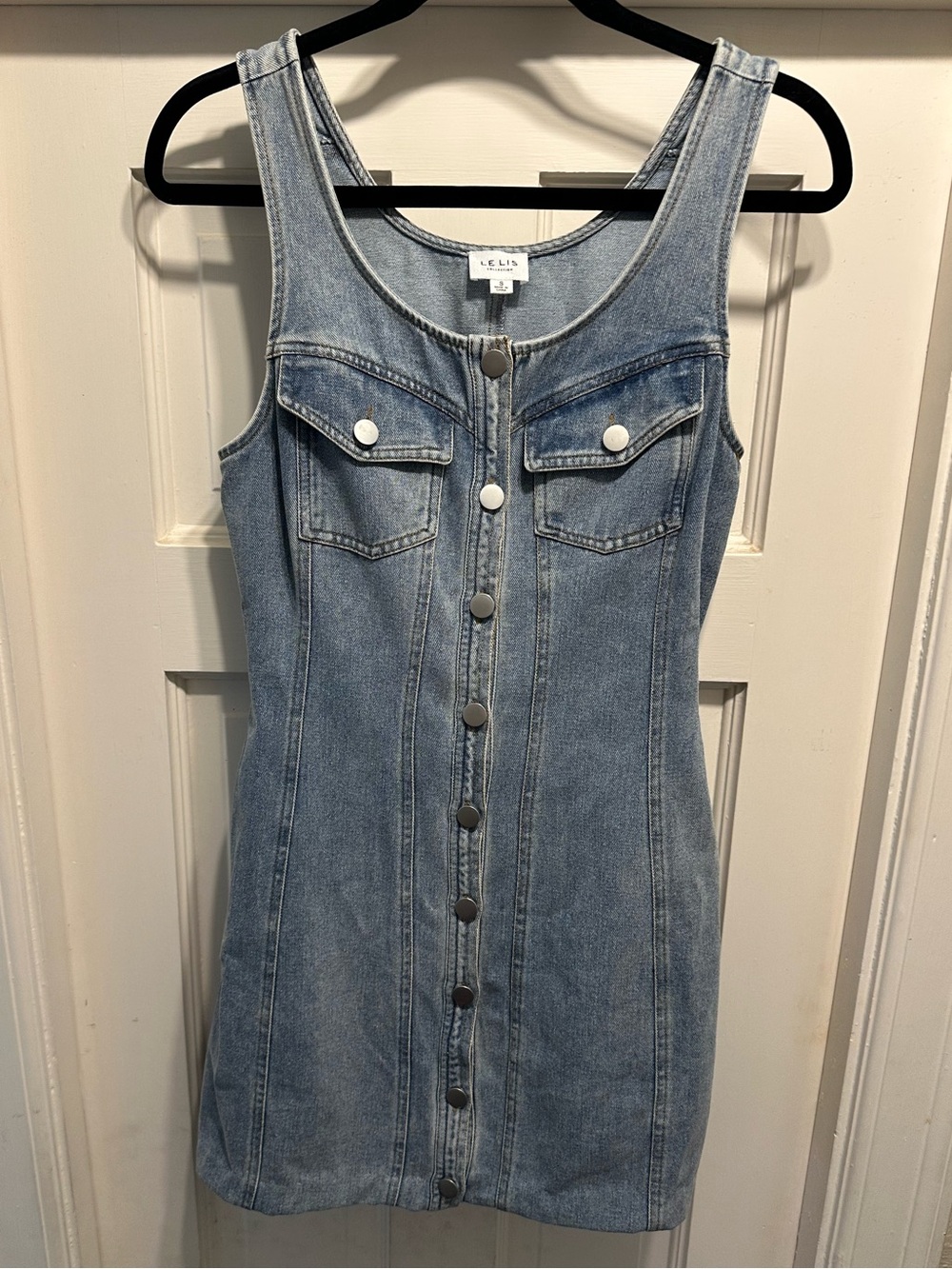 Le Lis Light Wash Denim Button-Front Mini Dress
